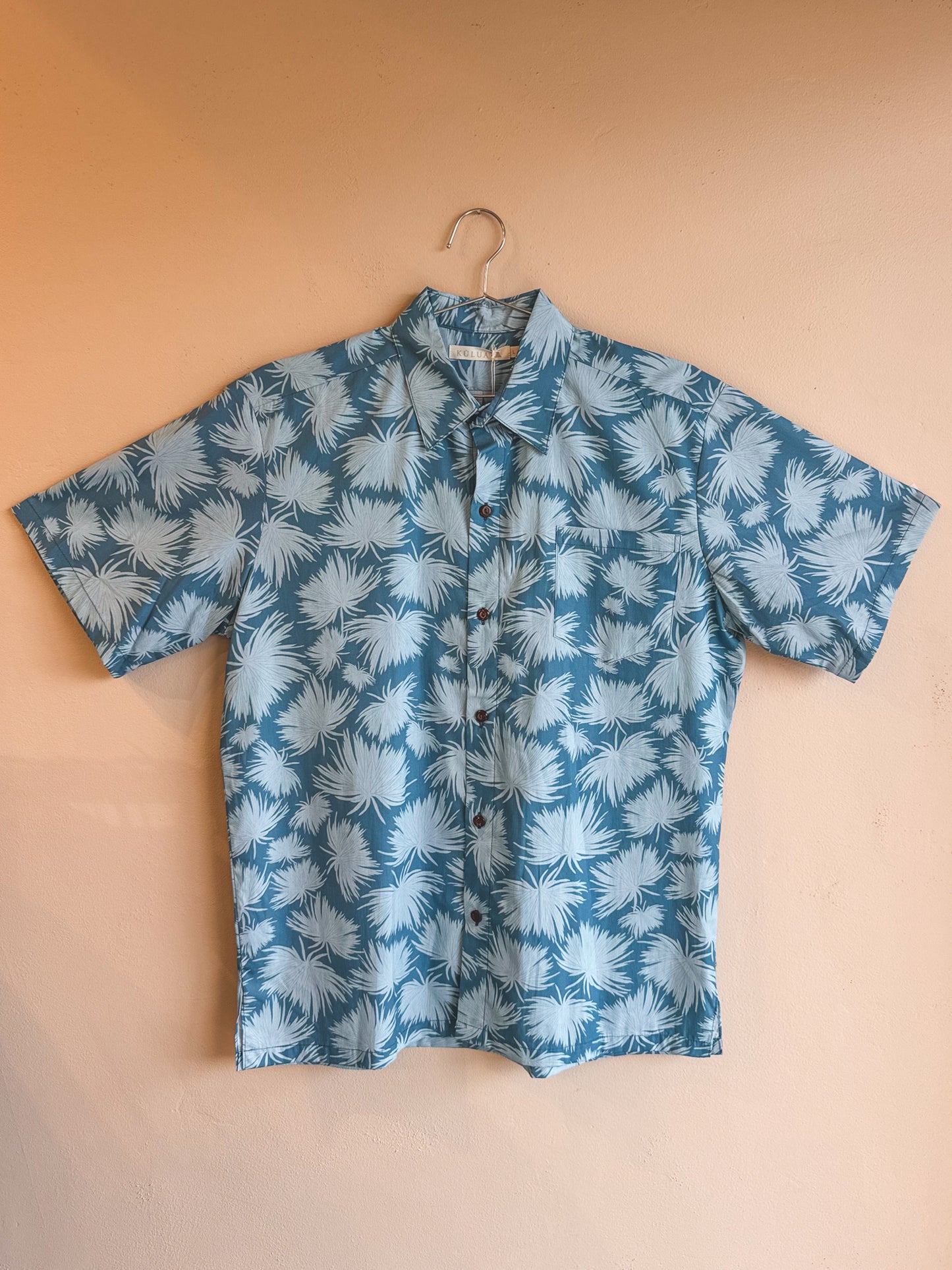 Aloha Shirt ʻĀhinahina