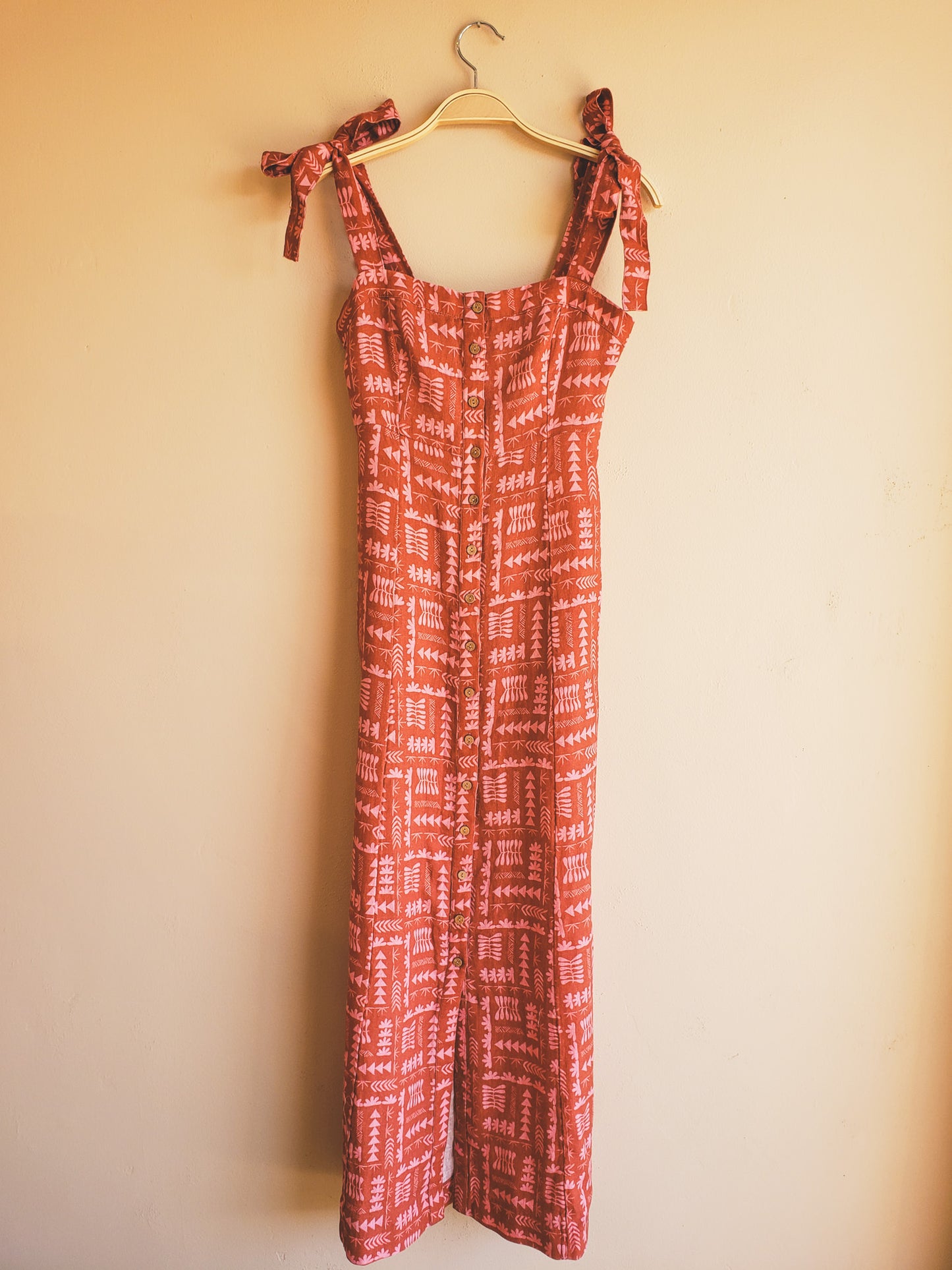 Anna Kahalekulu x Faherty Kendall Dress