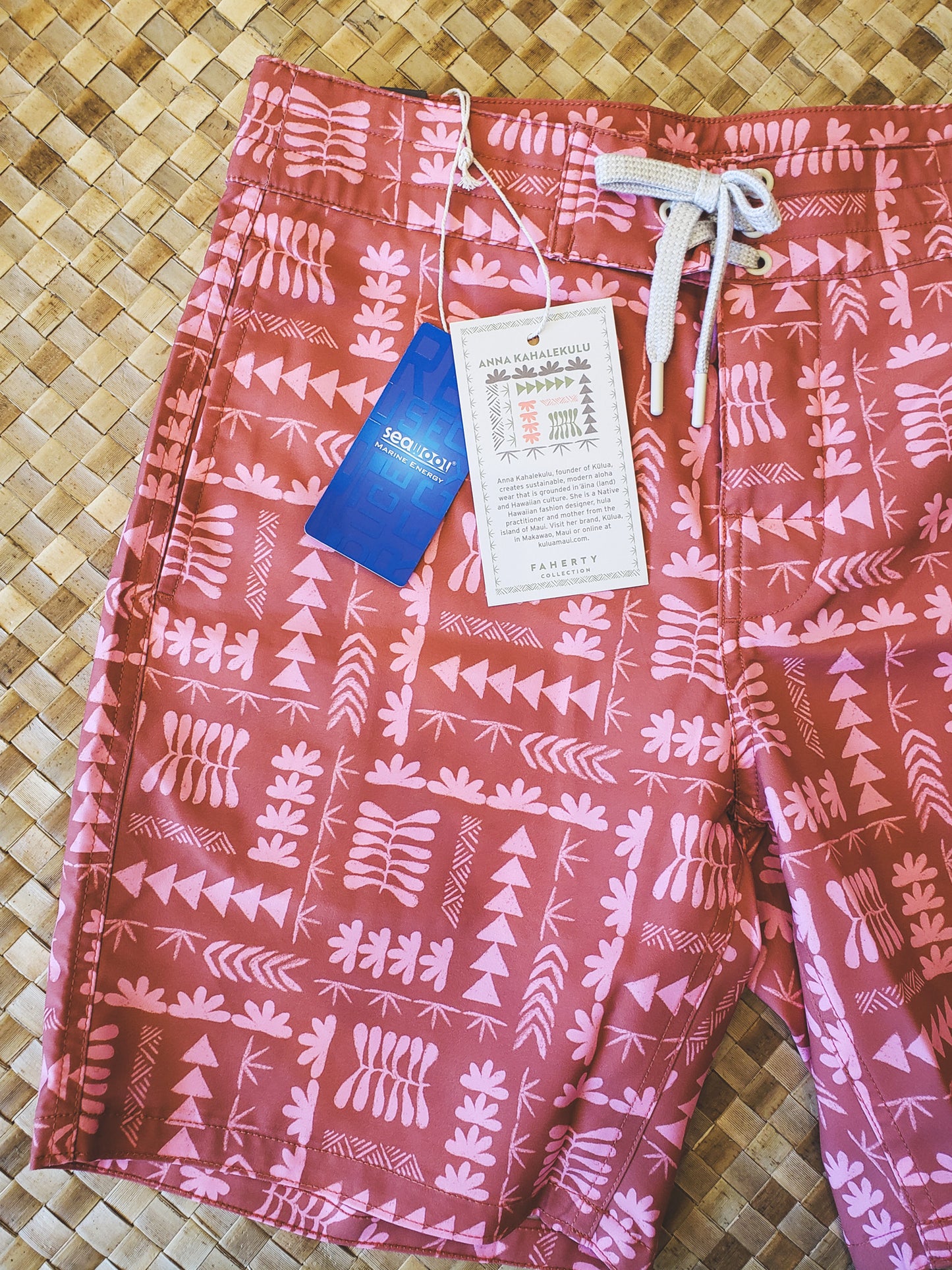 Anna Kahalekulu x Faherty Sunwashed Boardshort