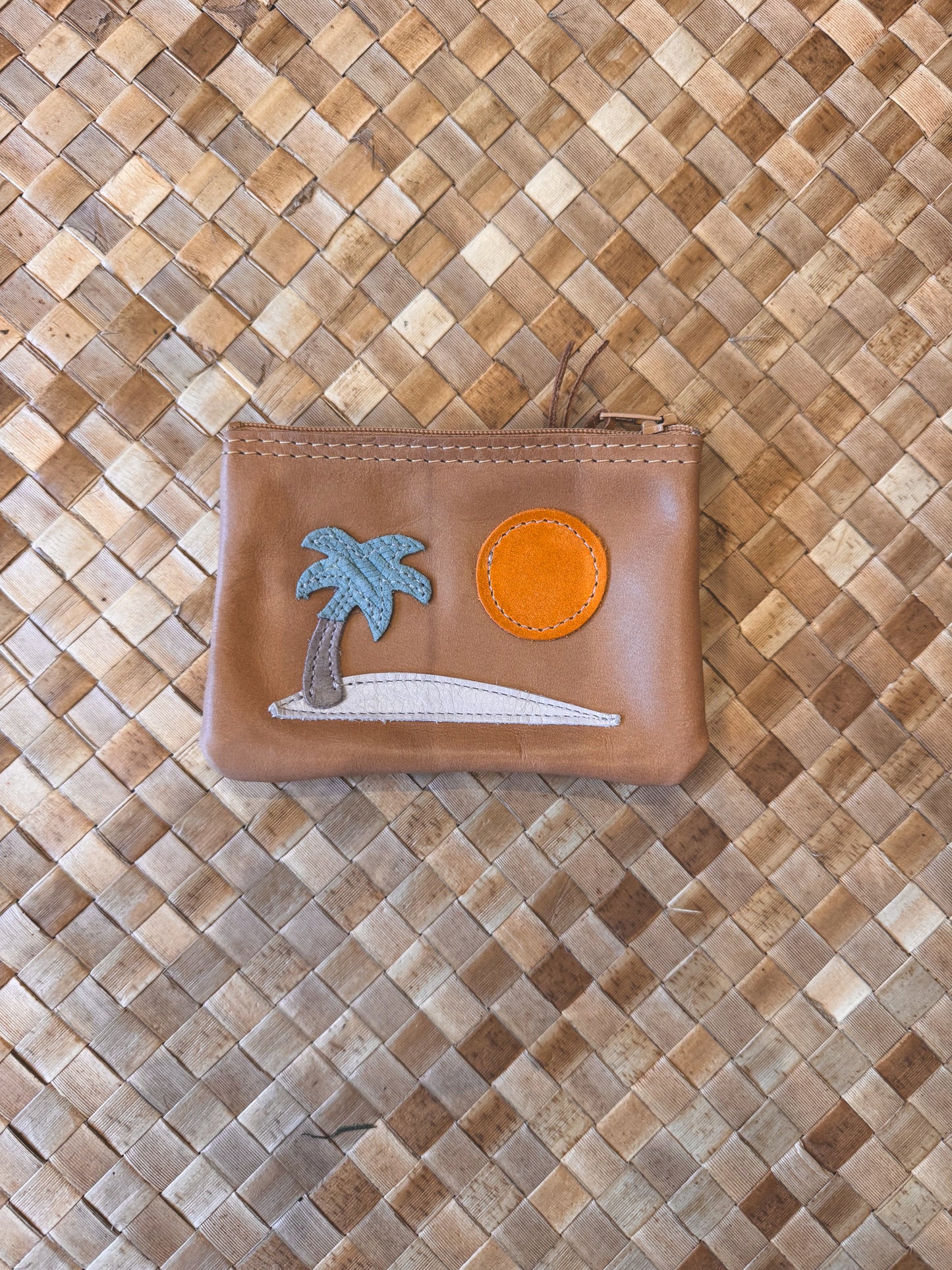 Leather Leʻaleʻa Zip Pouch